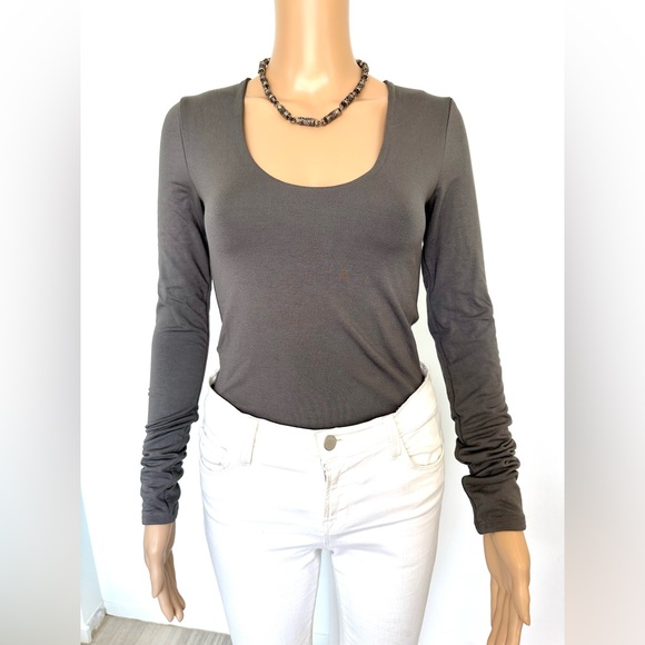 Re Ona Scoop Thong Body Suit in Charcoal in Small - Picture 5 of 11